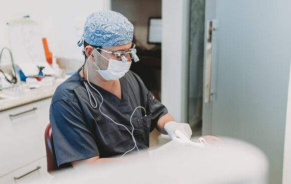 Mil Odontologia e Estética reforça importância da ida ao dentista, mesmo na pandemia